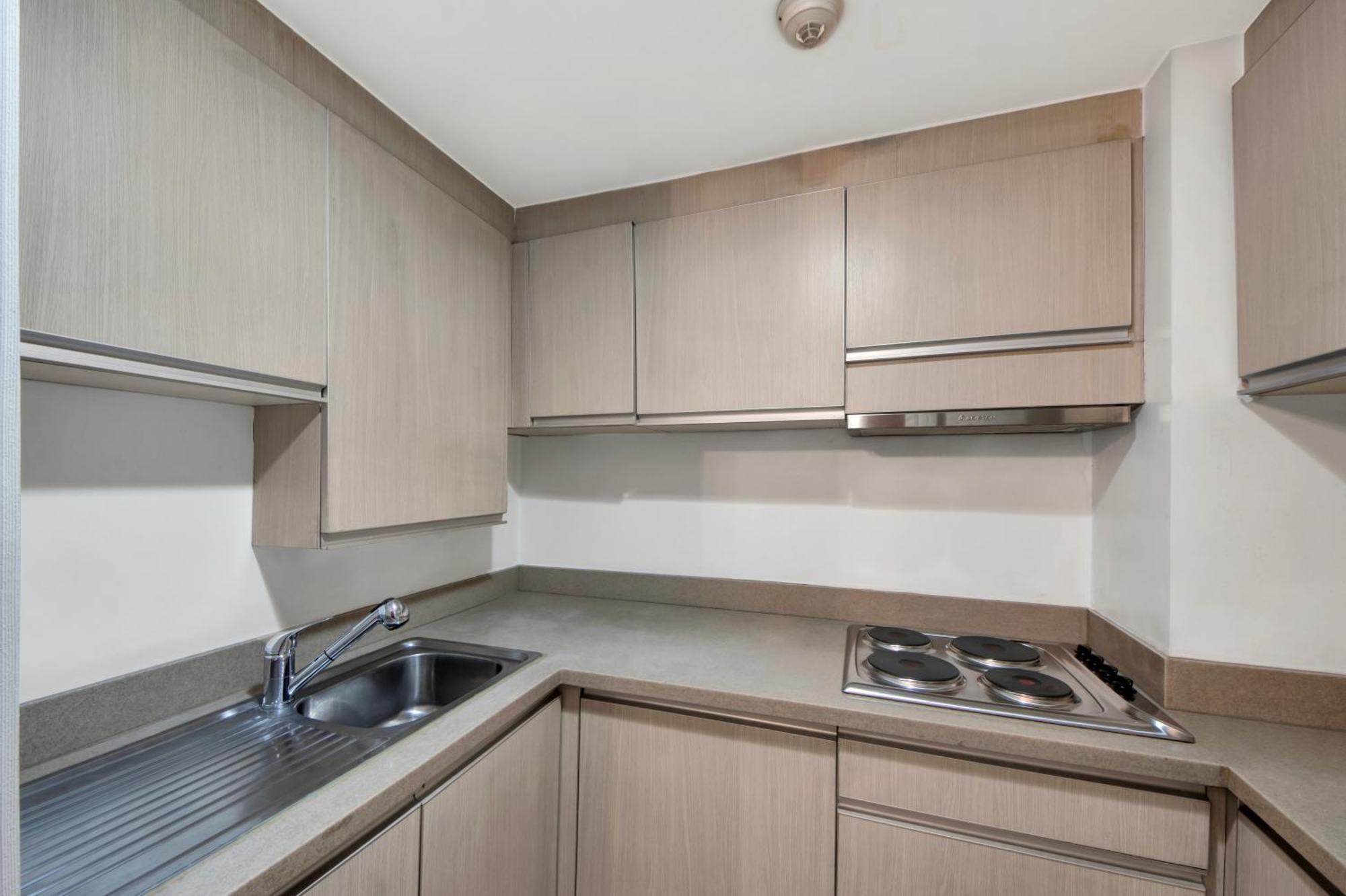 Ceo Flats Hotel Makati City Екстериор снимка